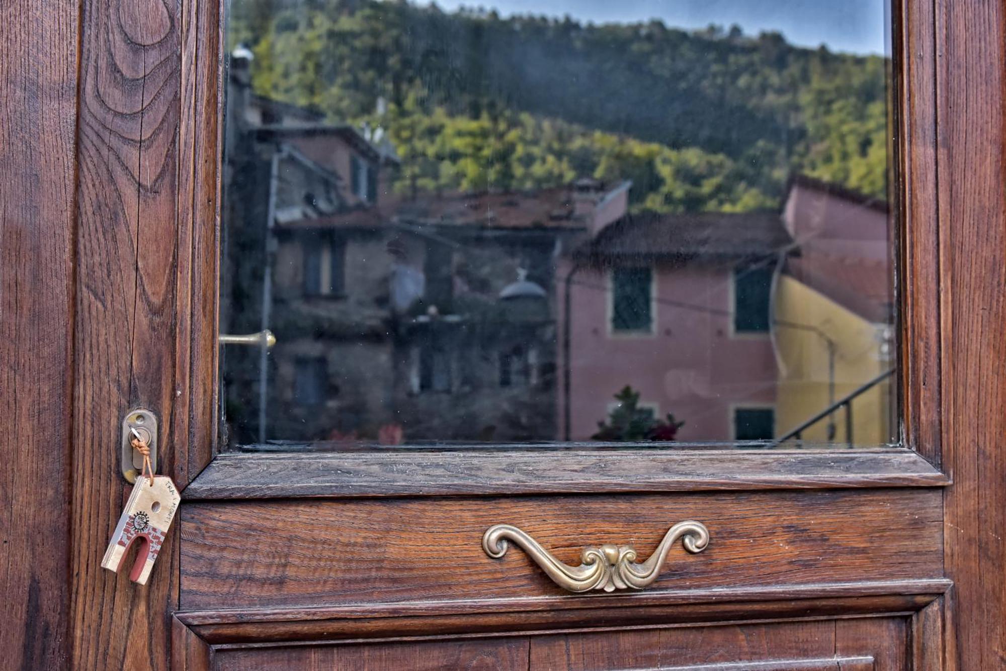 Casa Vacanze Tra I Monti E San Martino Biassa Extérieur photo