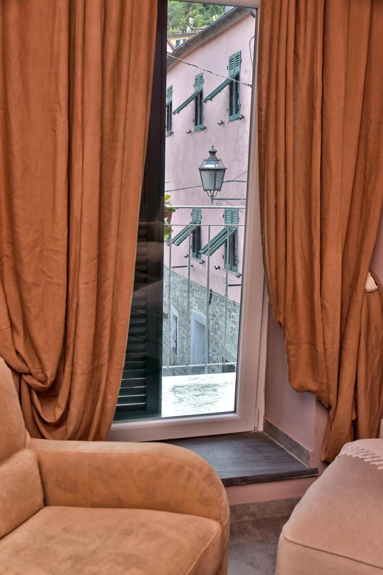 Casa Vacanze Tra I Monti E San Martino Biassa Extérieur photo