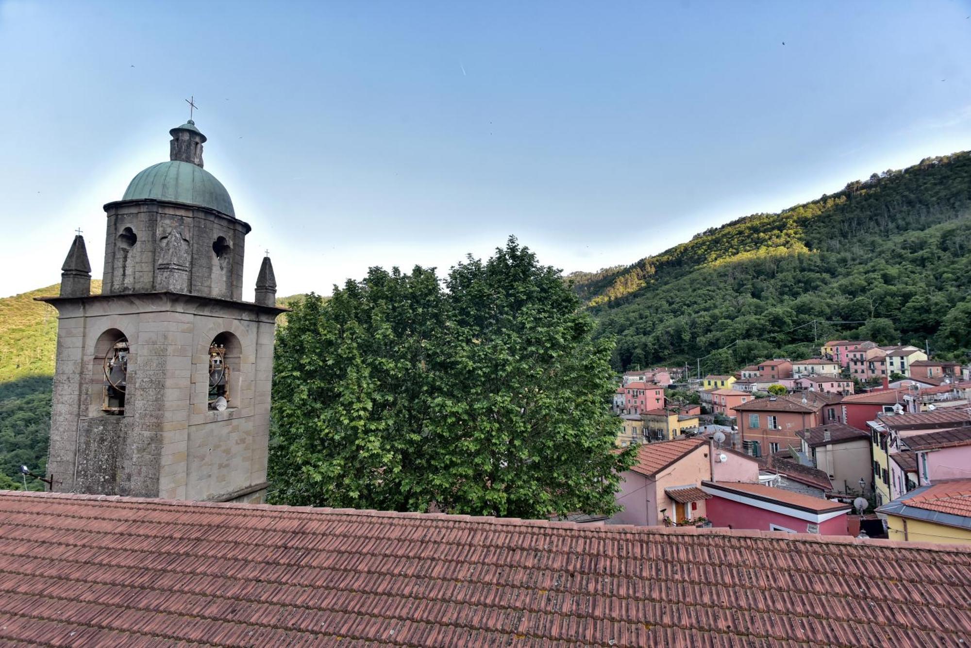 Casa Vacanze Tra I Monti E San Martino Biassa Extérieur photo
